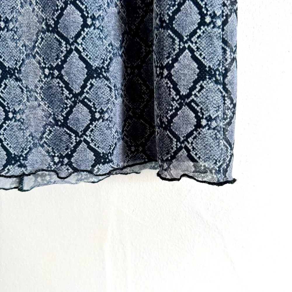 Vintage Semi-sheer Snakeprint (Python) Matching Set - Picture 8 of 8